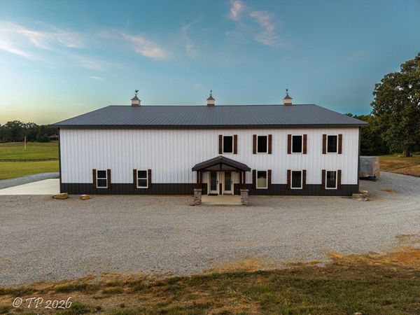 6475 Private Road 1182 , West Plains, MO 65775