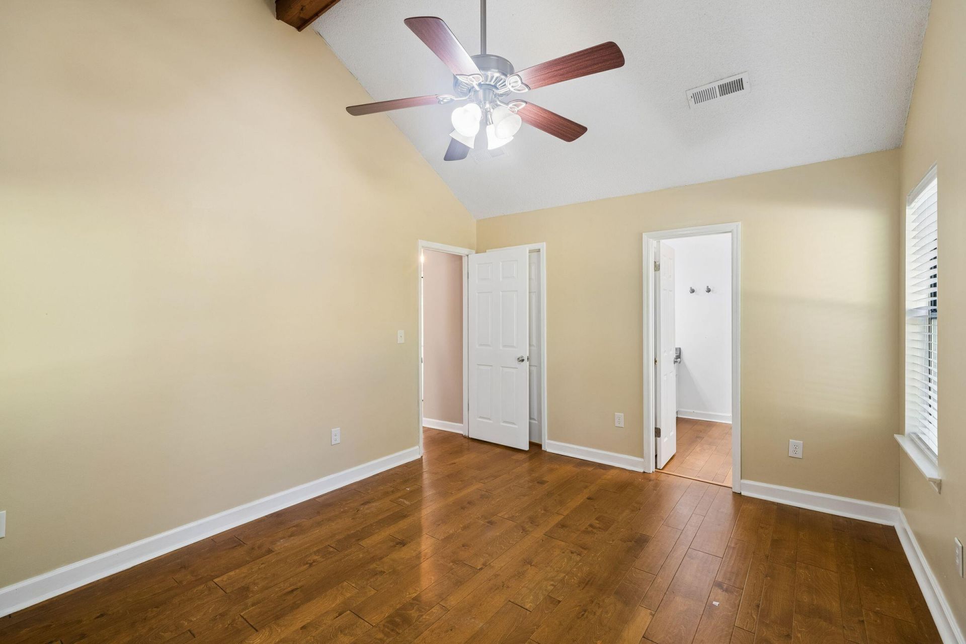 840 Ramblewood Circle Photo 27