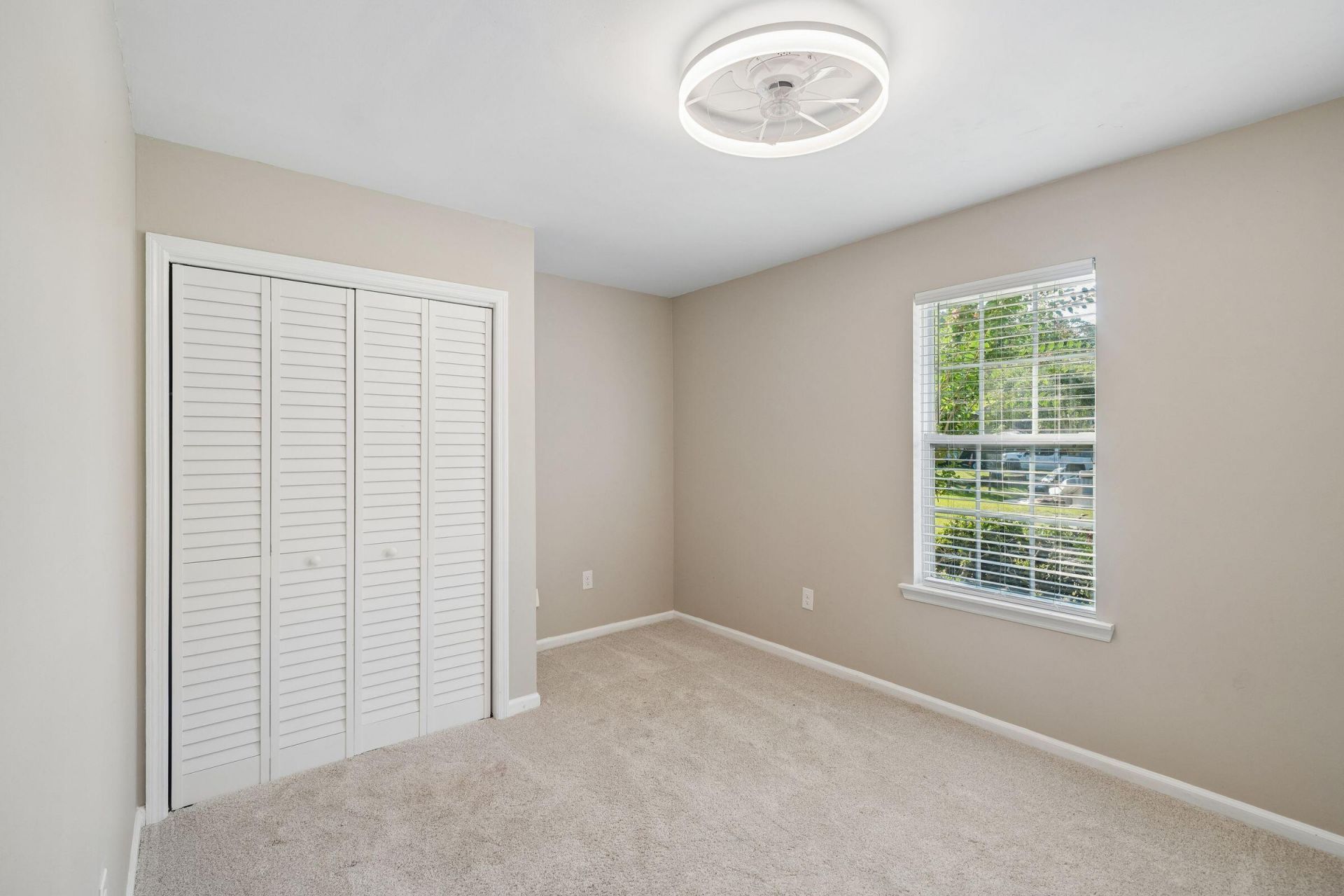 840 Ramblewood Circle Photo 33