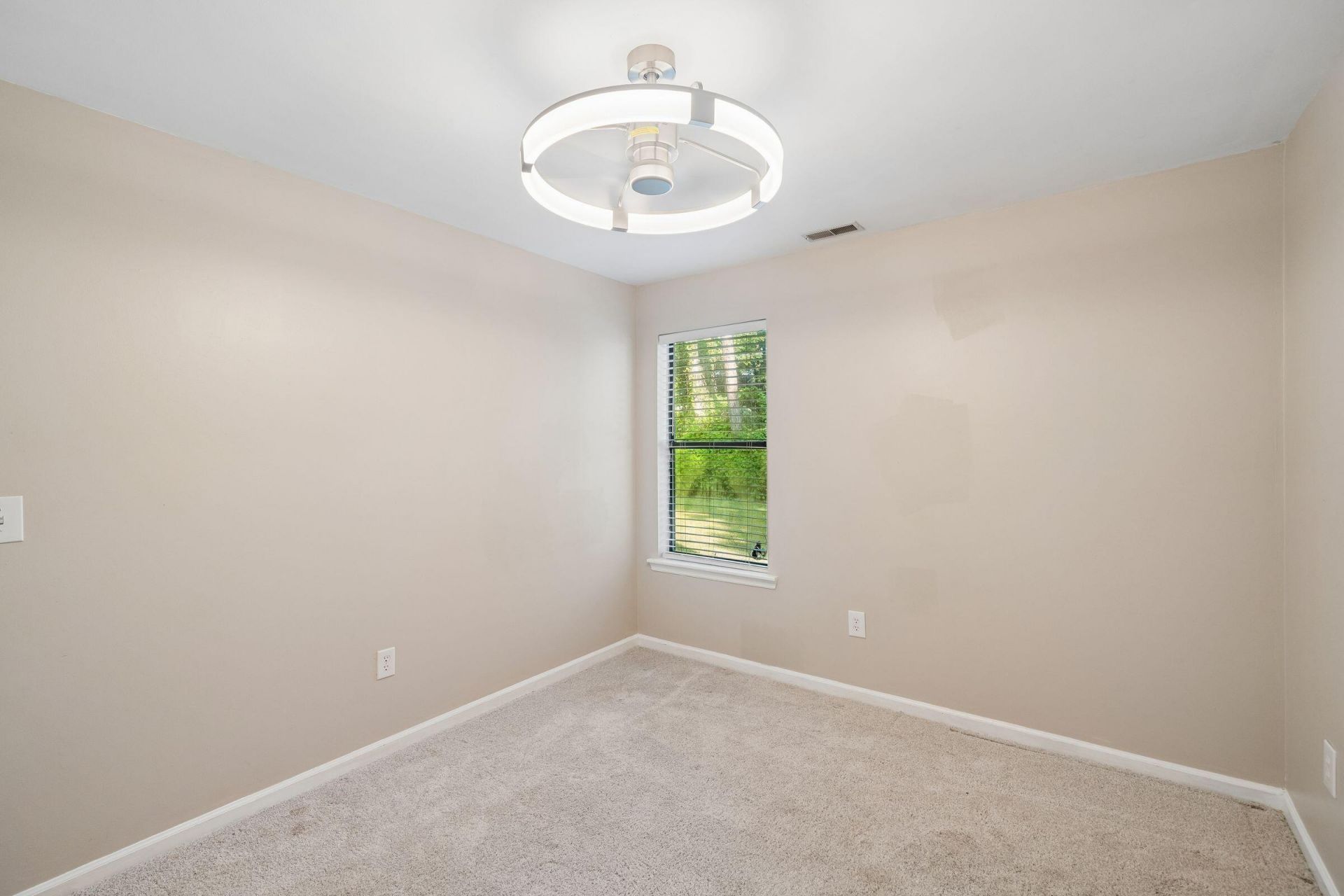 840 Ramblewood Circle Photo 38