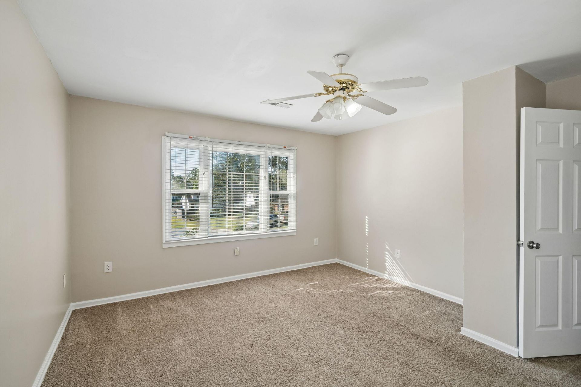 840 Ramblewood Circle Photo 40