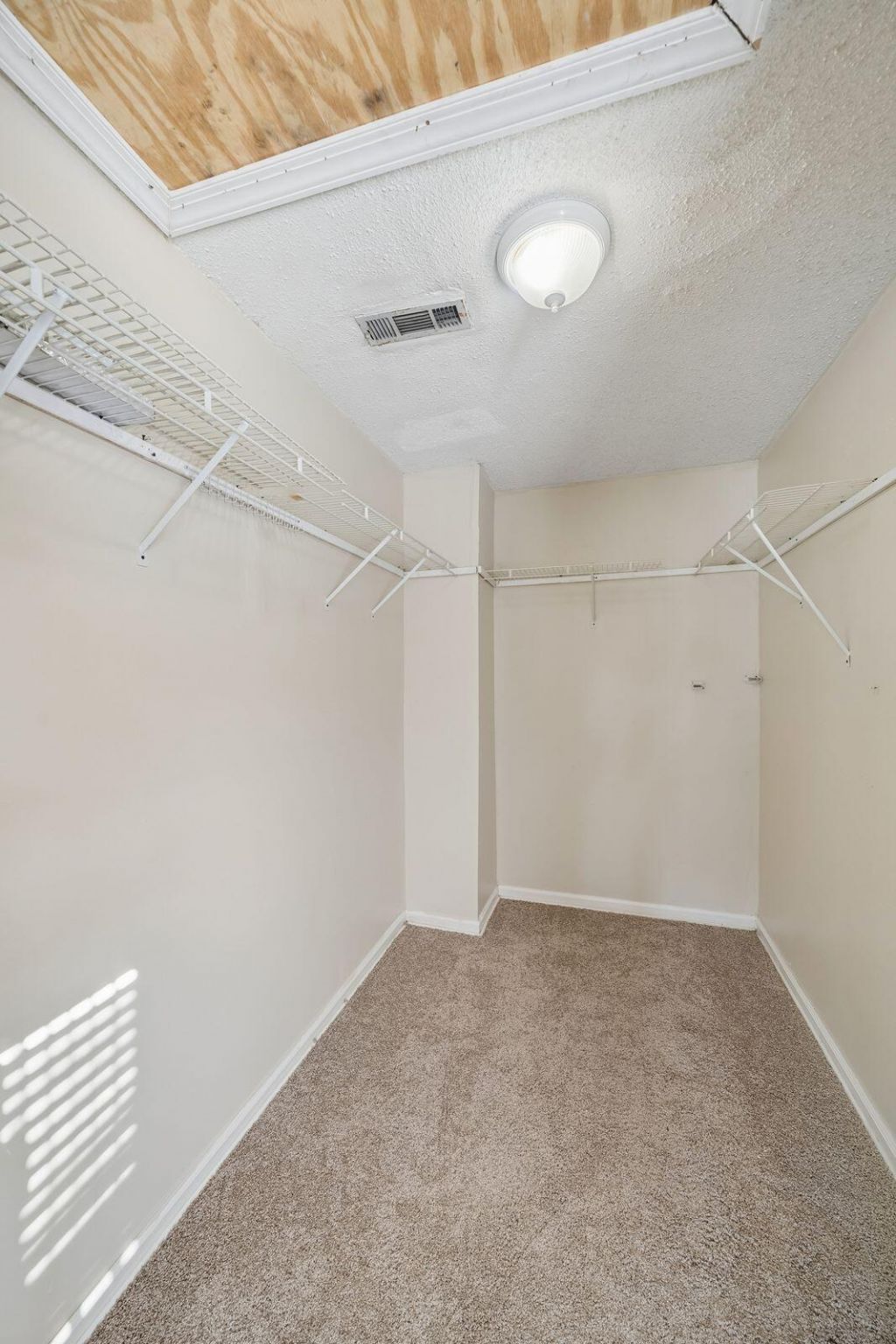 840 Ramblewood Circle Photo 43