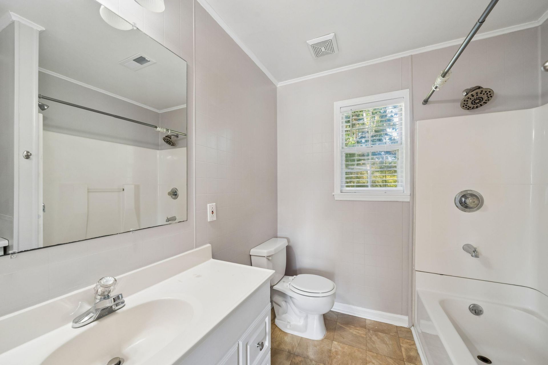 840 Ramblewood Circle Photo 44