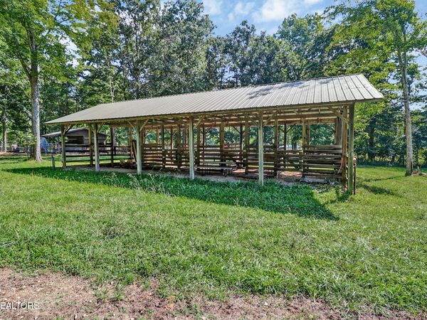 606 Ridge Top Drive, Jamestown, TN 38556