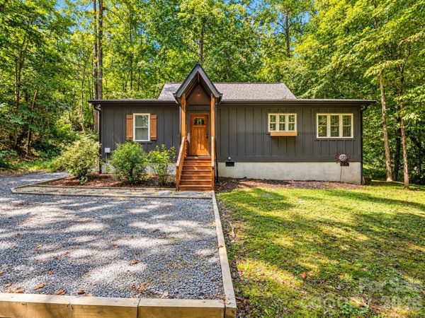 126 Swans Way W, Lake Lure, NC 28746