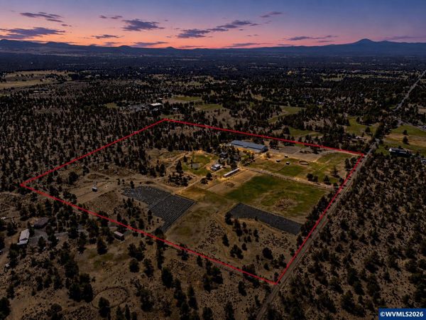 23525 Bear Creek Rd, Bend, OR 97701