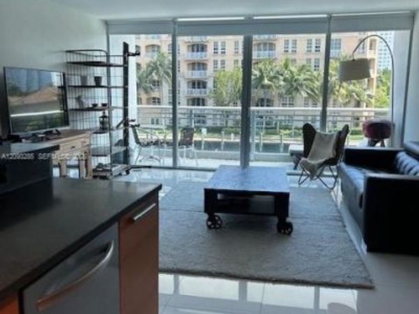 2950 NE 188th St , Unit 216, Aventura, FL 33180