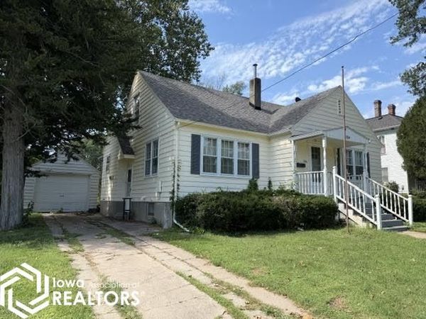 1304 Central Avenue, Bedford, IA 50833