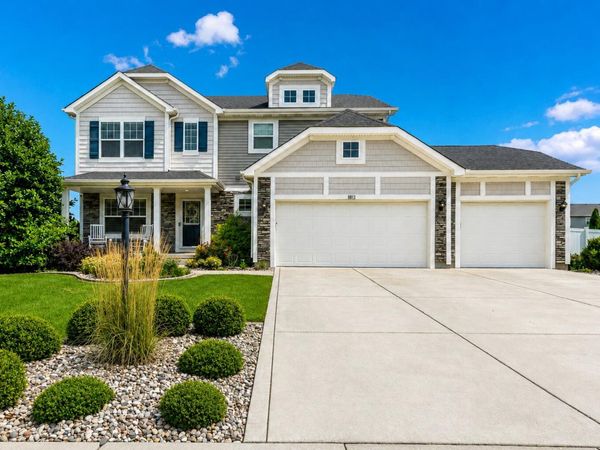 8813 Marquette Street, St. John, IN 46373