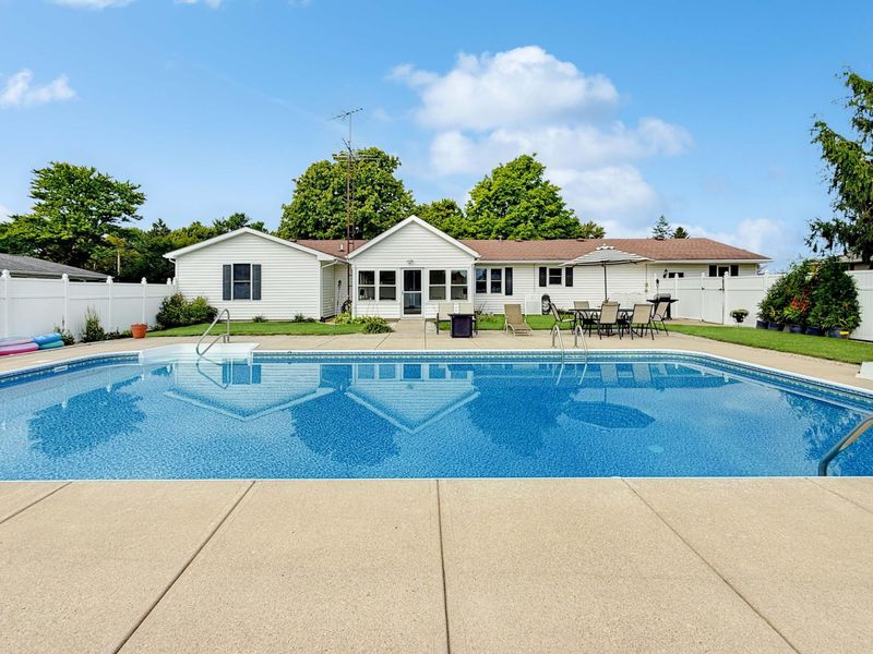 121 New Haven Drive, Urbana, OH 43078 Photo 14