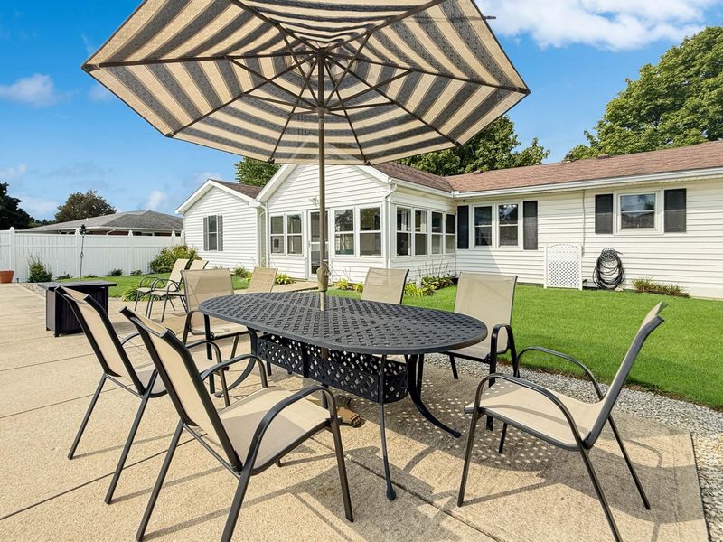 121 New Haven Drive, Urbana, OH 43078 Photo 15