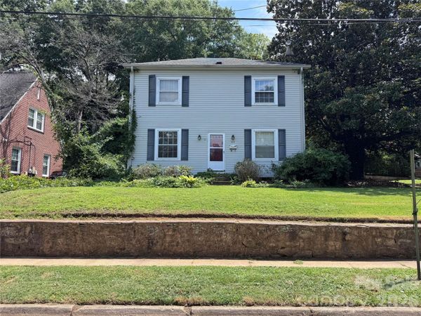 614 Neil Street , Gastonia, NC 28052
