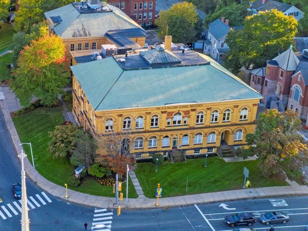 17 New South, Unit 302, Northampton, MA 01060