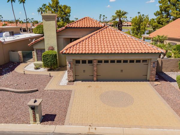 25228 S CLOVERLAND Drive, Sun Lakes, AZ 85248