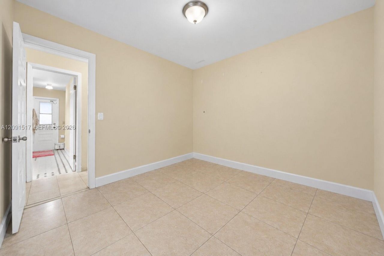15221 SW 158th St , Miami, FL 33187 Photo