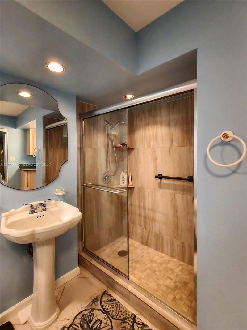 2751 S Ocean Dr, Unit 1106S, Hollywood, FL 33019 Photo