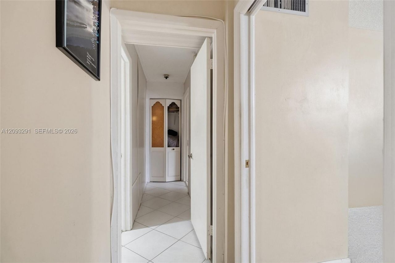 3490 Foxcroft Rd , Unit B303, Miramar, FL 33025 Photo