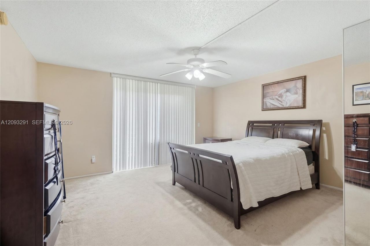 3490 Foxcroft Rd , Unit B303, Miramar, FL 33025 Photo
