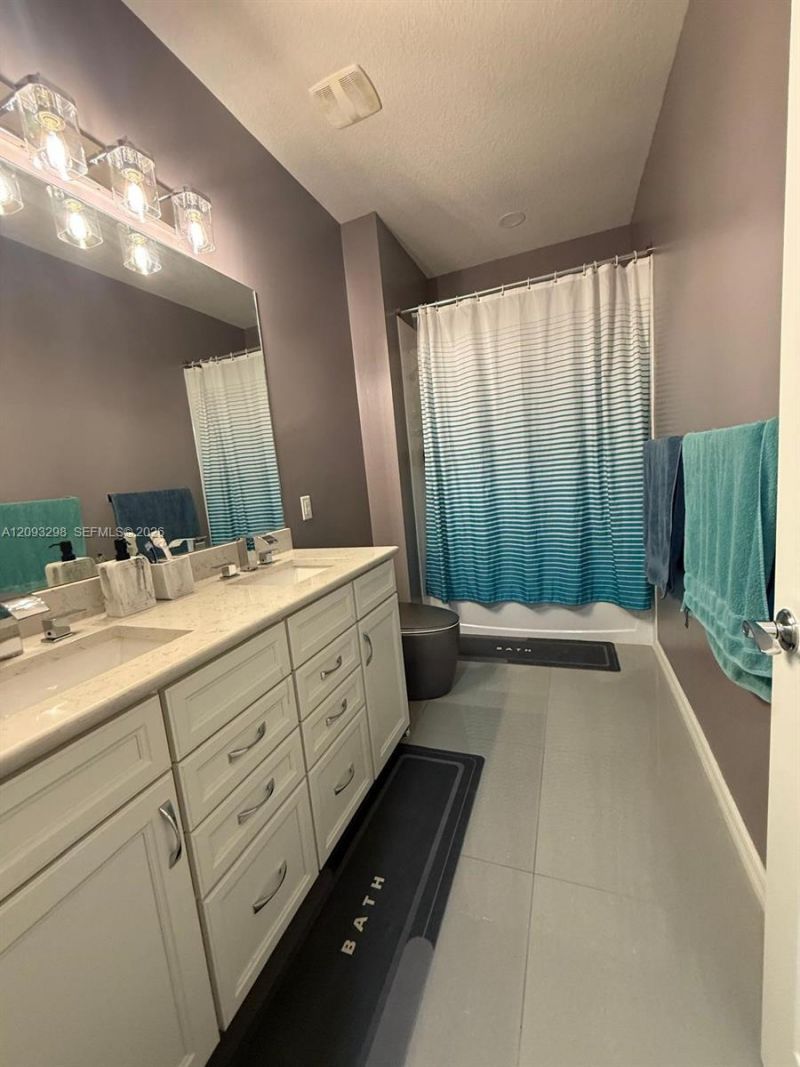 7810 NW 79th Ter, Unit 7810, Tamarac, FL 33321 Photo