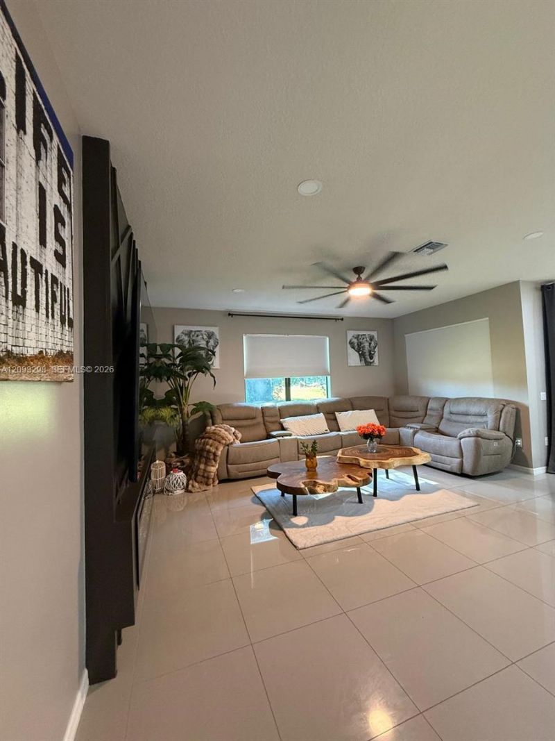 7810 NW 79th Ter, Unit 7810, Tamarac, FL 33321 Photo
