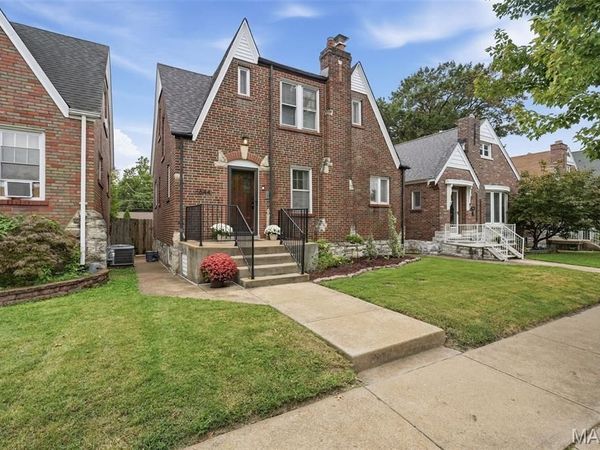 5644 Eichelberger Street, St Louis, MO 63109