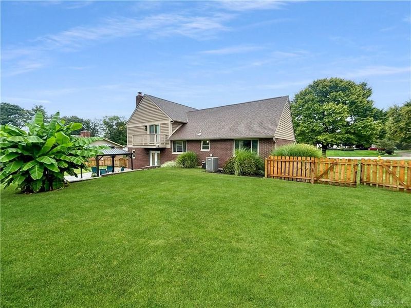 6800 Curtwood Drive, Tipp City, OH 45371 Photo 36