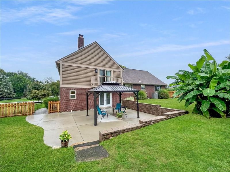 6800 Curtwood Drive, Tipp City, OH 45371 Photo 38