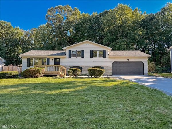 266 Corriedale Drive , Cortland, OH 44410
