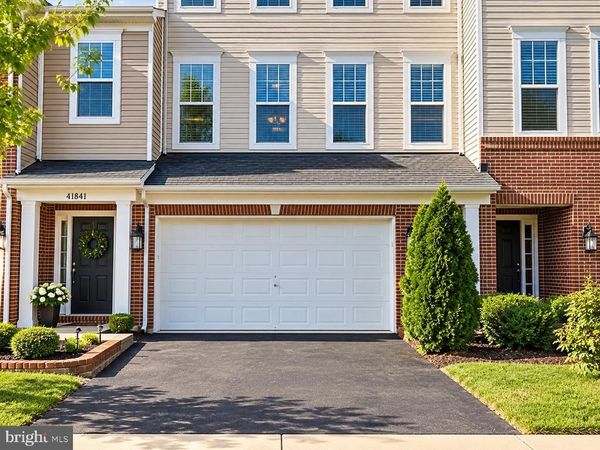 41839 DIABASE, ALDIE, VA 20105