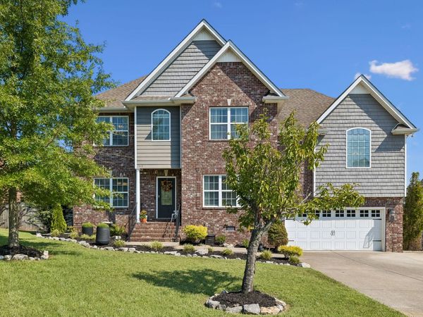 510 McGrath Dr , Smyrna, TN 37167