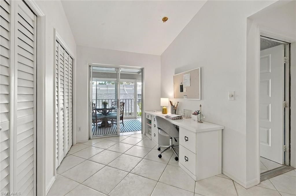 470 Country Hollow Ct, Unit I204, Naples, FL 34104 Photo
