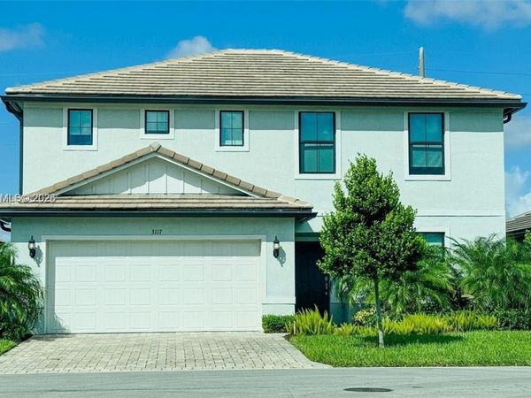 3117 Buttonwood Ct , Lauderdale Lakes, FL 33311