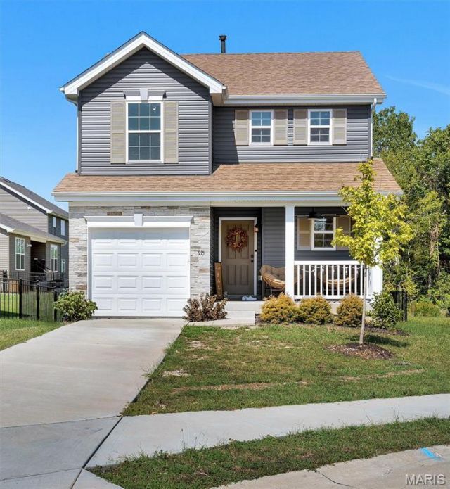 915 Walnut Point Drive , Imperial, MO 63052 Main Photo
