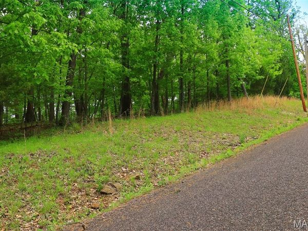 782 Village Green Drive, Marthasville, MO 63357