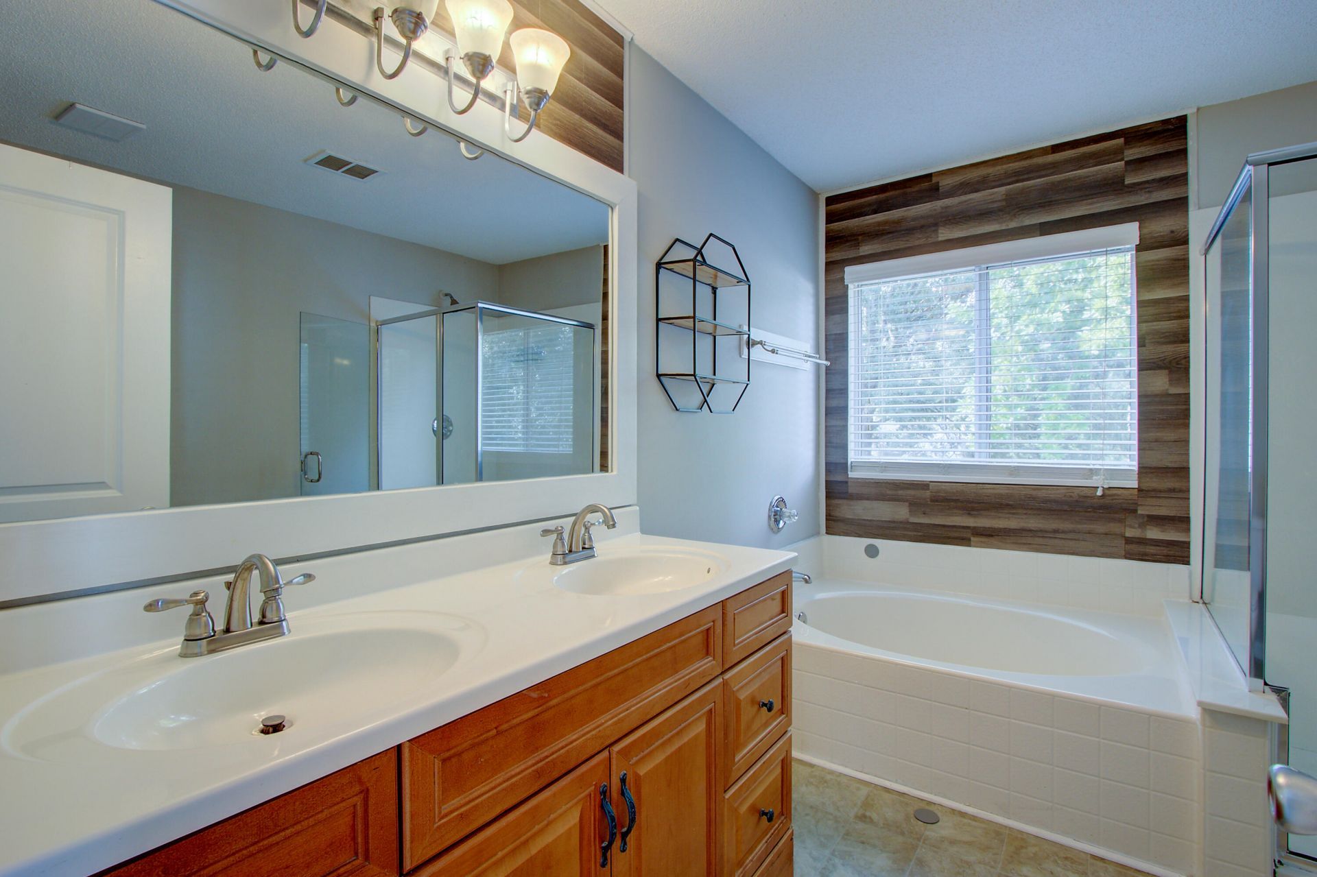 121 Sioux Court Photo 23