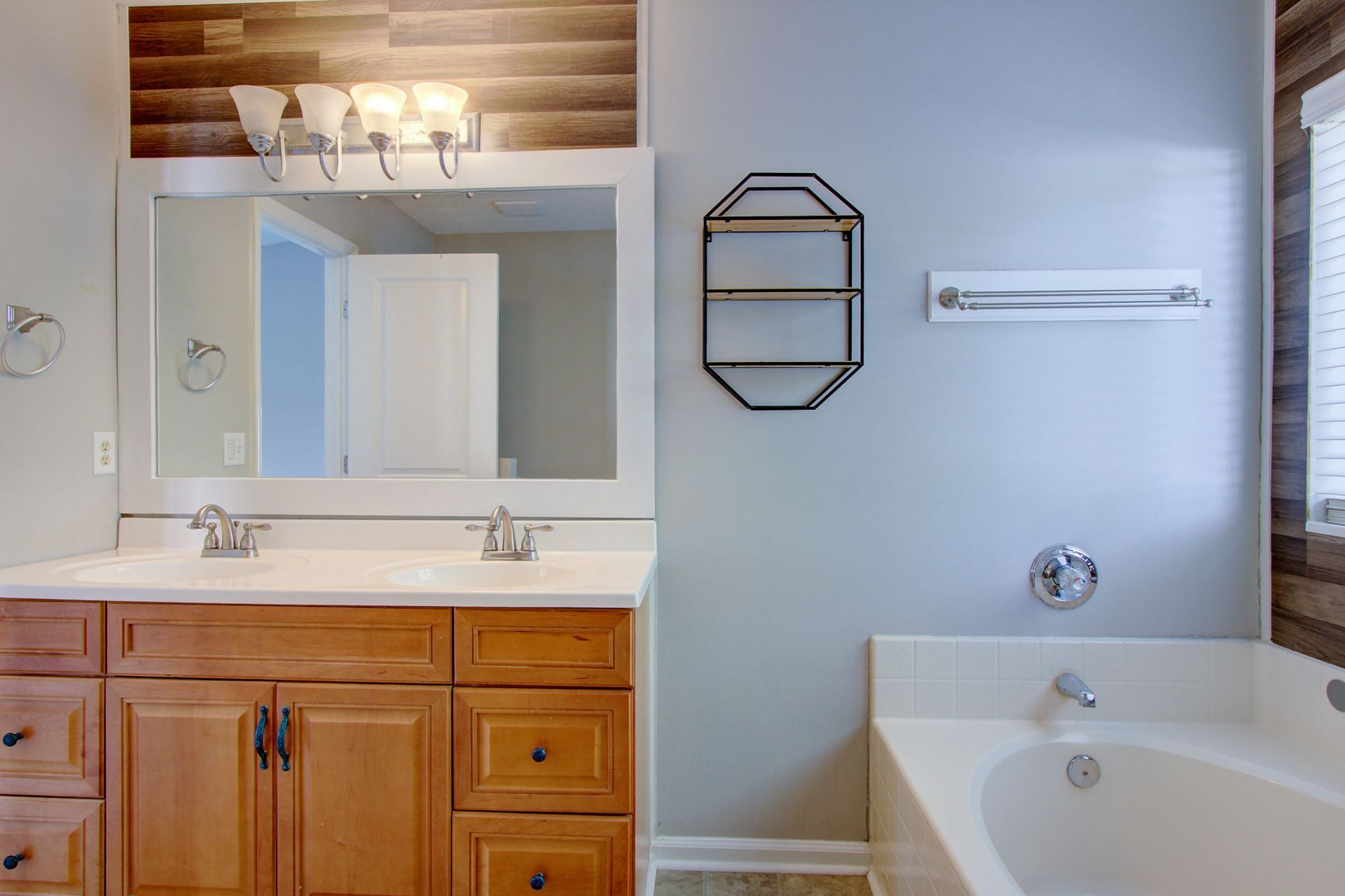 121 Sioux Court Photo 26