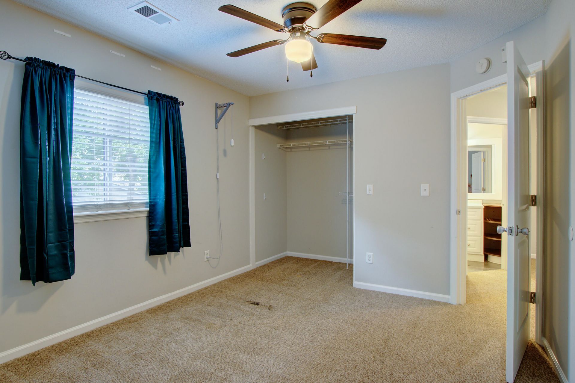 121 Sioux Court Photo 28