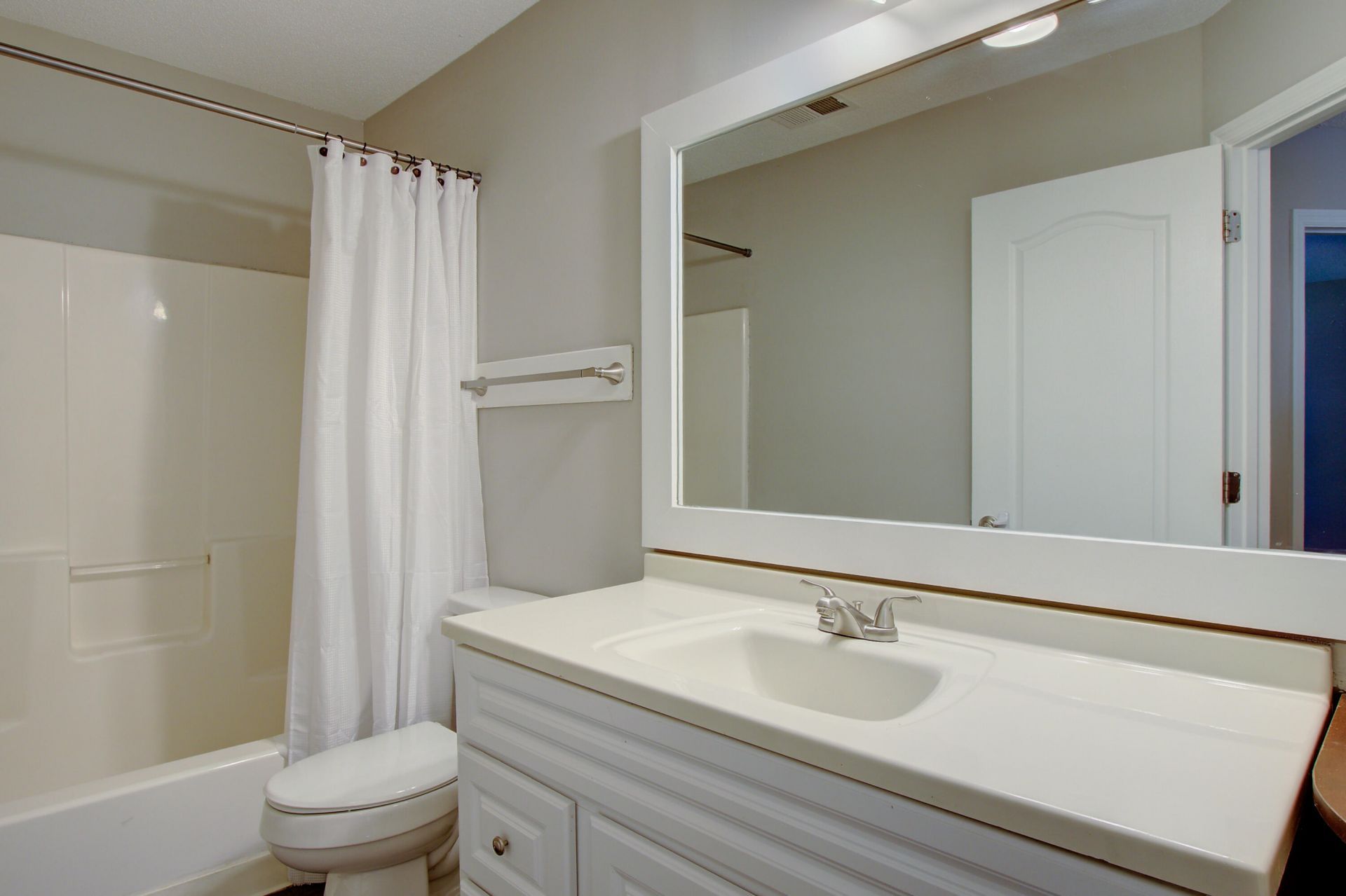 121 Sioux Court Photo 30
