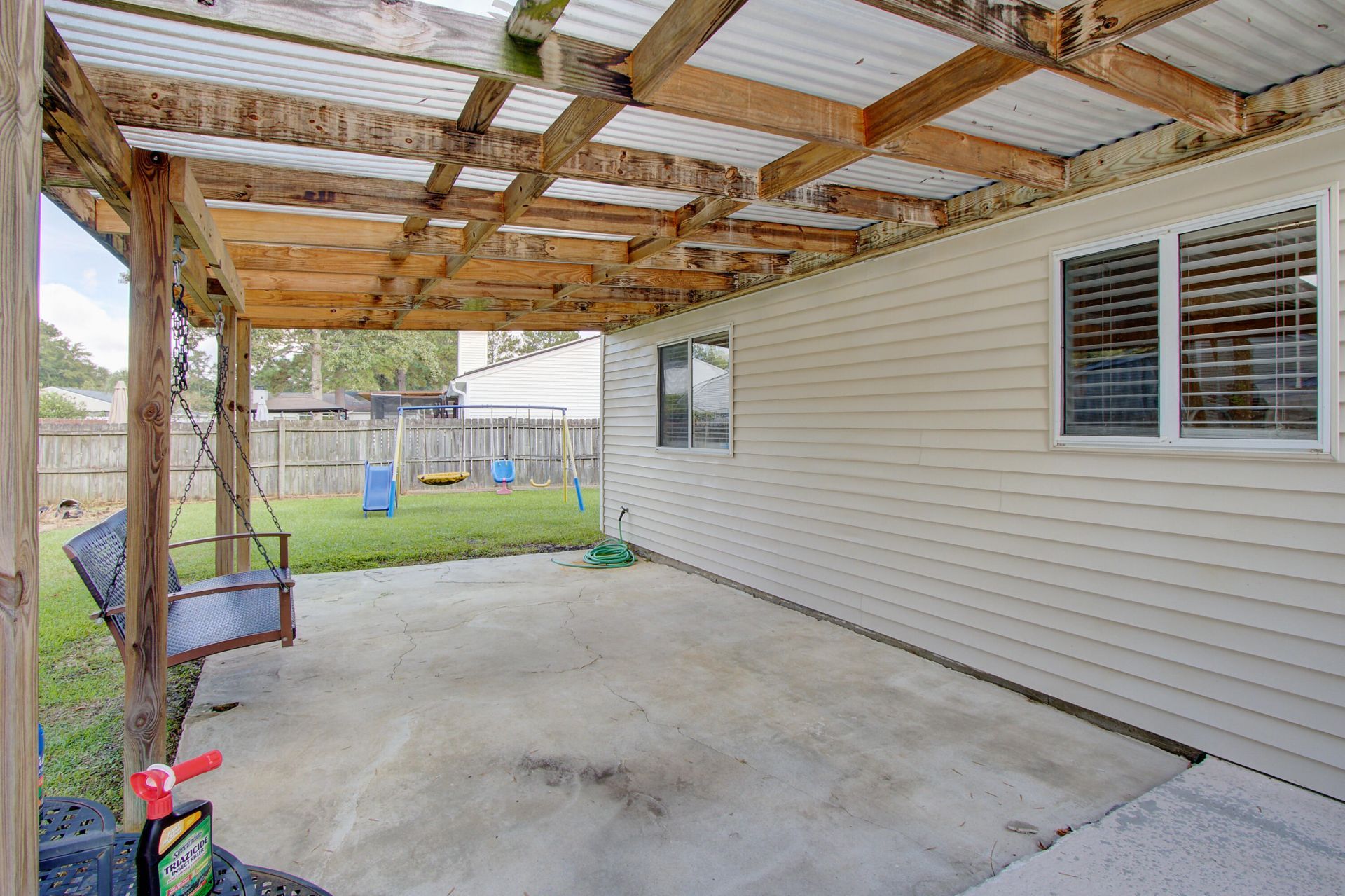 121 Sioux Court Photo 32