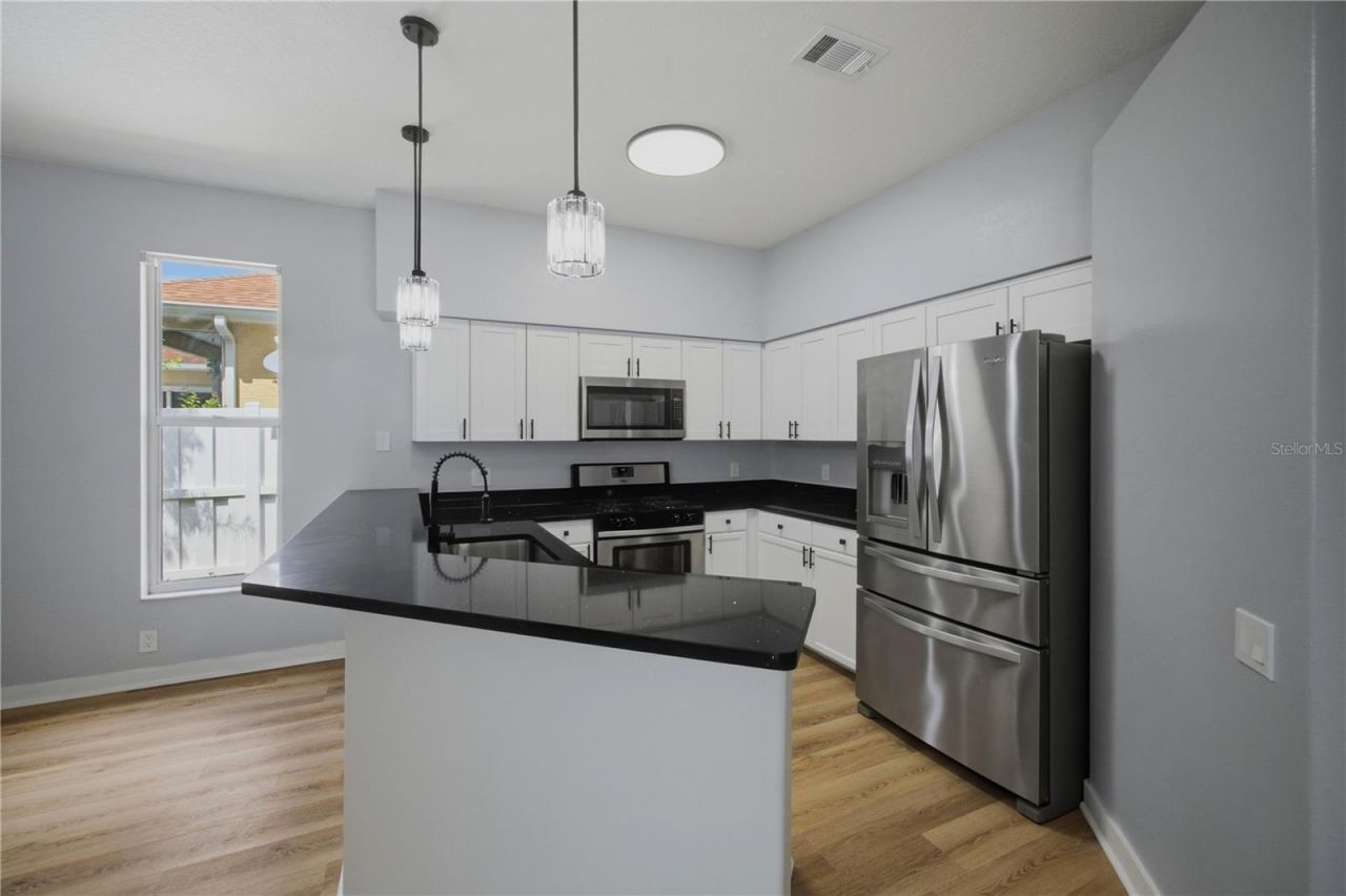 518 Hunter Lane, Bradenton, FL 34212 Photo