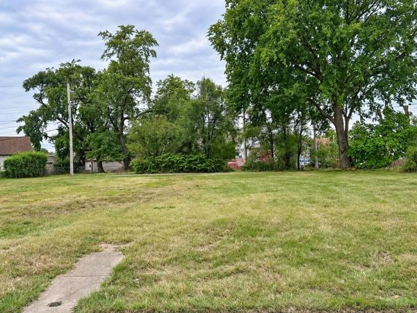 832 May Street, Hammond, IN 46320