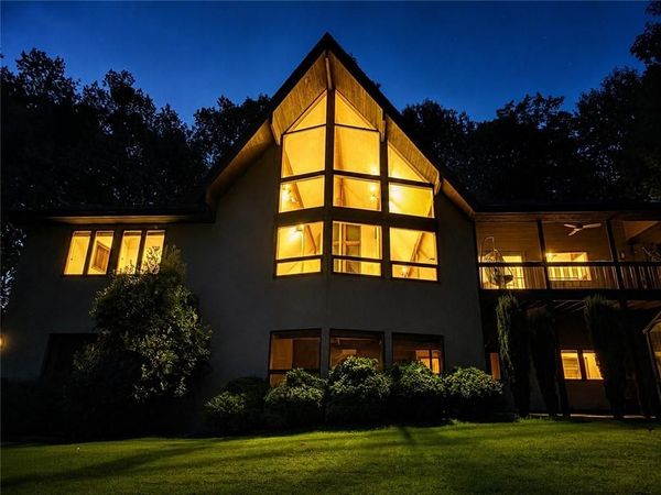 7410 Breeze Bay Road , Cumming, GA 30041