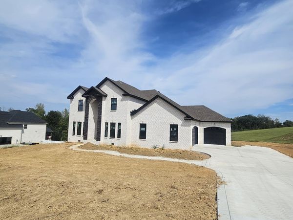 1063 Linder Ridge Rd, Woodlawn, TN 37191