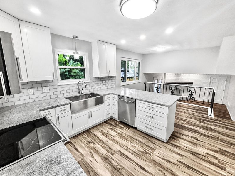 6800 Curtwood Drive, Tipp City, OH 45371 Photo 10
