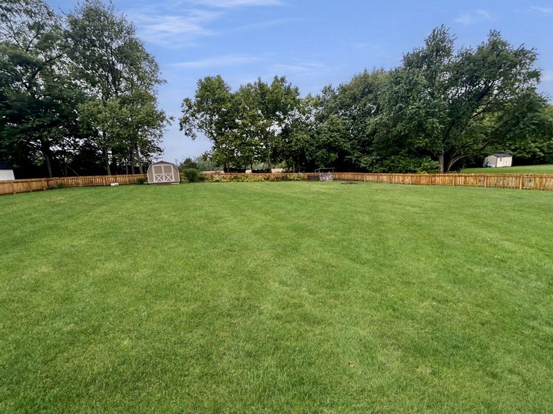 6800 Curtwood Drive, Tipp City, OH 45371 Photo 37