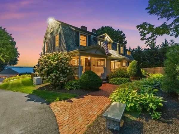 26 Warren Ave, Plymouth, MA 02360