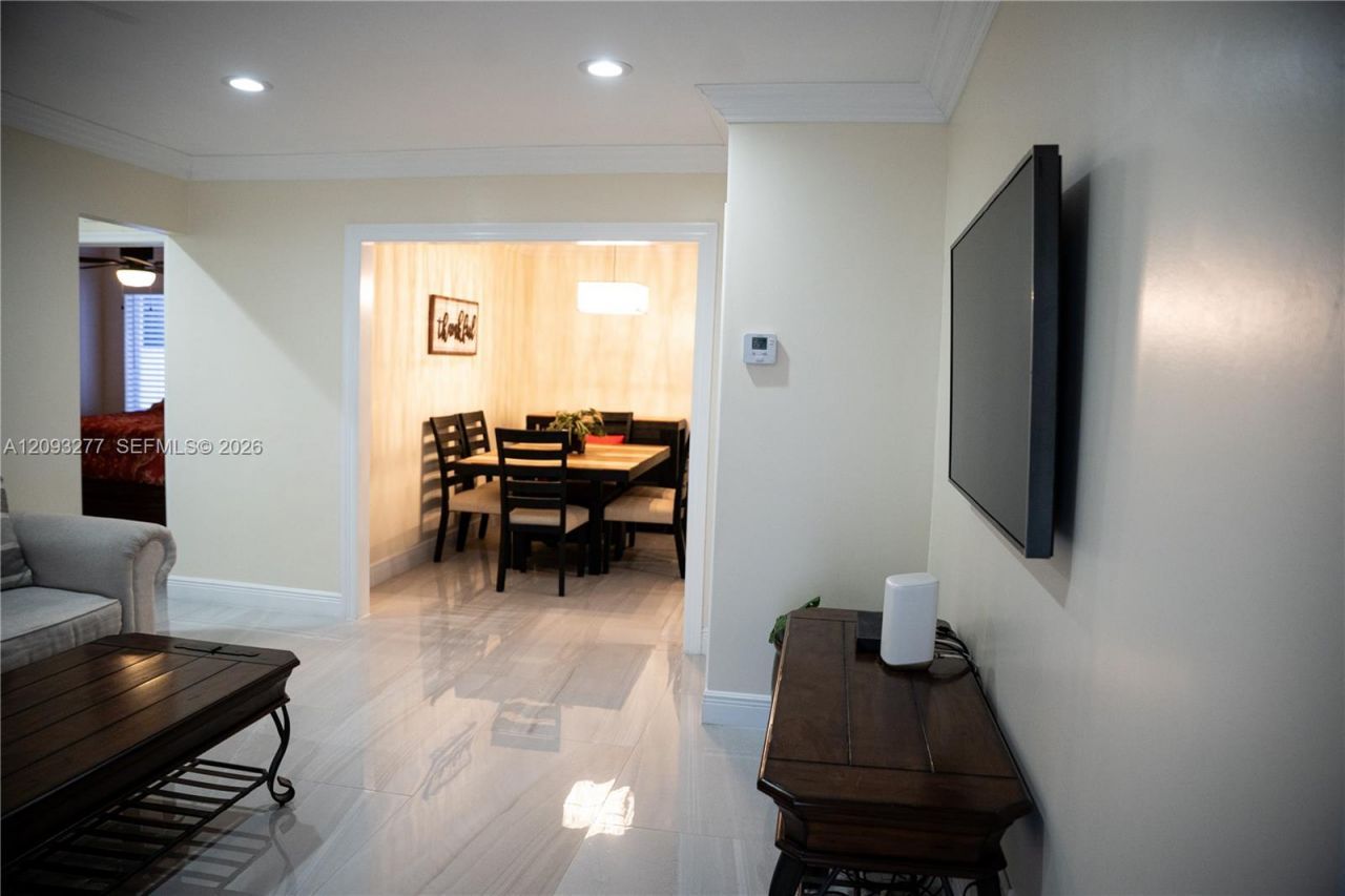 Please Call For Address, Miami, FL 33175 Photo