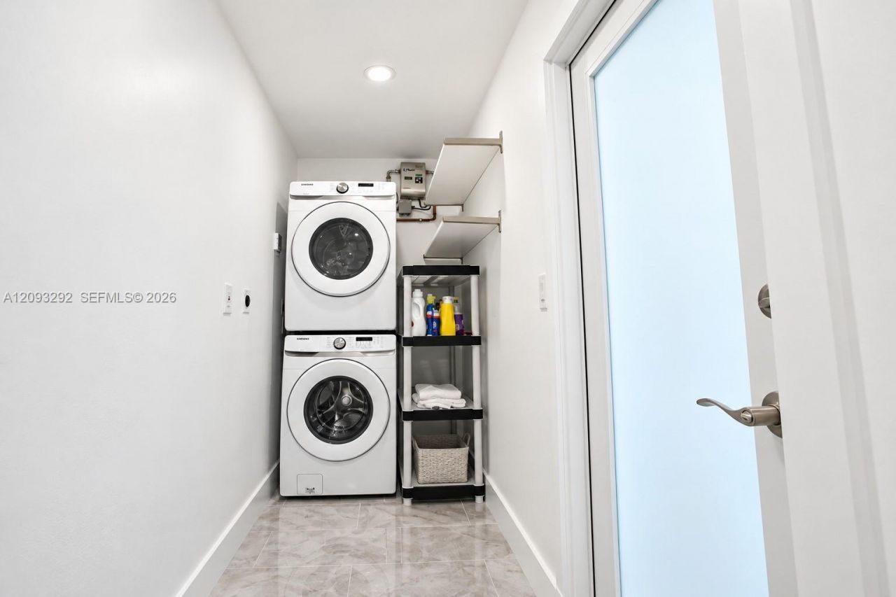 798 W 31st St, Hialeah, FL 33012 Photo