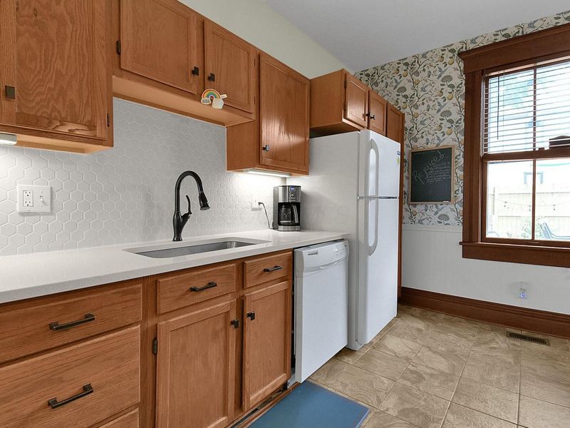 42-44 E Prescott Street, Columbus, OH 43215 Photo 41