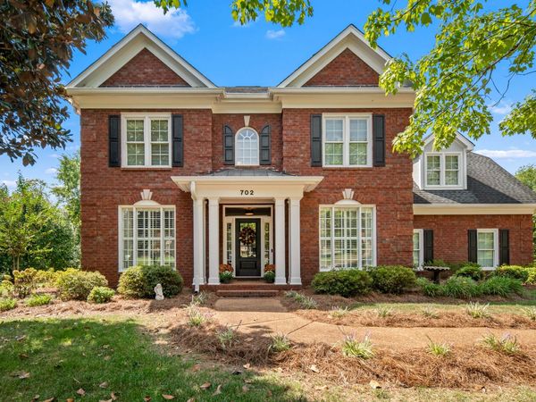 702 Prince Edward Ct, Murfreesboro, TN 37130